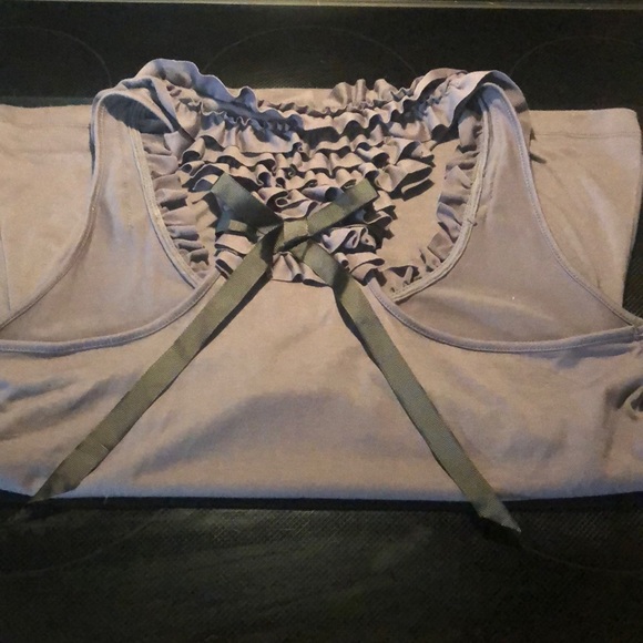 Tank top with cute back - Picture 1 of 4